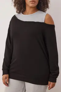 Trendyol Curve Black Crew Neck Omuz Detailed Thin Knitting Plus Size Sweatshirt - Image 3