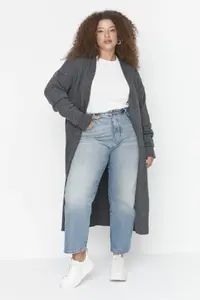 Trendyol Curve Anthracite Oversized/Bol Cut Knitwear Cardigan - Image 2