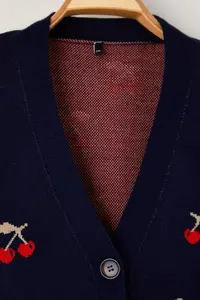 Trendyol Curve Navy Blue Cherry Patterned V-neck Crop Knitwear Cardigan - Image 6