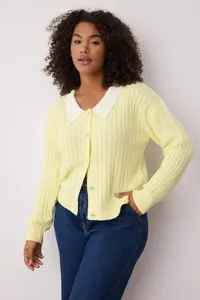 Trendyol Curve Yellow Ribbed Collar Detailed Buttoned Knitwear Cardigan - Image 2