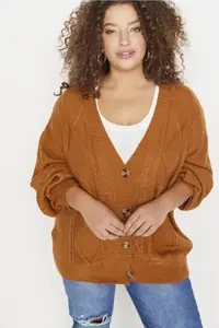 Trendyol Curve Tan Hair Knitting Detailed V-neck buttoned Knitwear Cardigan - Image 4