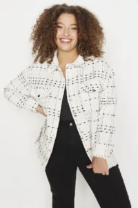 Trendyol Curve White Tweed Long Sleeve Winter Weaving Plus Size Shirt/Jacket - Image 2