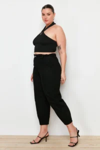 Trendyol Curve Black High Waist Hem Detailed 100% Cotton with pocket Mom Fit plus size jeans - Image 2