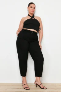 Trendyol Curve Black High Waist Hem Detailed 100% Cotton with pocket Mom Fit plus size jeans - Image 3