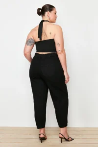 Trendyol Curve Black High Waist Hem Detailed 100% Cotton with pocket Mom Fit plus size jeans - Image 6