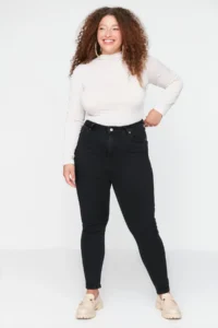 Trendyol Curve Black High Waist skinny Leg Flexible skinny plus size jeans - Image 2