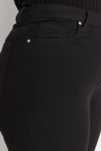 Trendyol Curve Solmayan Black High Waist Flexible/Stretch Plus Size skinny jeans - Image 10