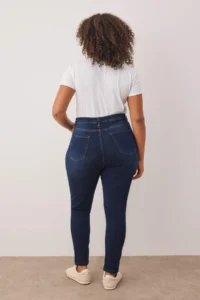 Trendyol Curve Dark Blue High Waist Flexible/Stretch Plus Size skinny jeans - Image 4