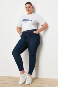 Trendyol Curve Dark Blue High Waist Flexible/Stretch Plus Size skinny jeans - Image 6