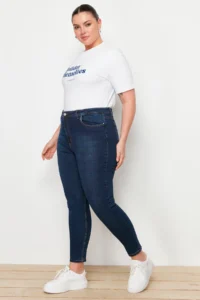 Trendyol Curve Dark Blue High Waist Flexible/Stretch Plus Size skinny jeans - Image 7