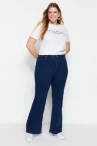 Trendyol Curve Indigo High Waist Flexible Material flared leg Flare Fit plus size jeans - Image 6