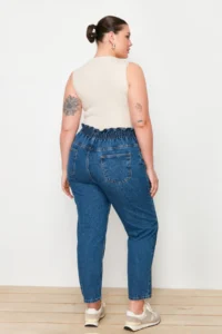 Trendyol Curve Mavi High Waist Elastic Waist 100% Non-Stretch Cotton Plus Size Mom jeans - Image 10