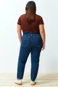 Trendyol Curve Mavi High Waist Elastic Waist 100% Non-Stretch Cotton Plus Size Mom jeans - Image 16