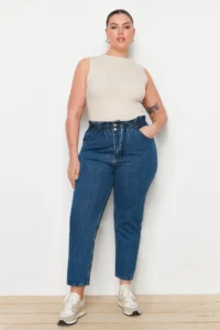 Trendyol Curve Mavi High Waist Elastic Waist 100% Non-Stretch Cotton Plus Size Mom jeans - Image 5