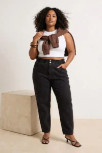 Trendyol Curve Brown high Waist Elastic Waist Plus Size Mom jeans - Image 3