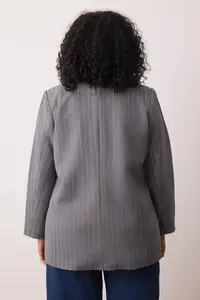 Trendyol Curve Anthracite Striped Double Closure Double breasted Closure Lined Plus Size Weaving Jacket - Image 4