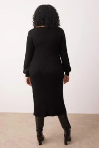 Trendyol Curve Black Button Detailed Slit Knit Dress - Image 4