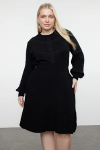 TRENDYOLMİLLA Black Knitting Detailed Ribbed Knit Dress