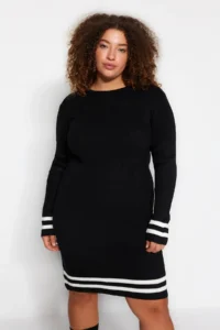 Trendyol Curve Black Stripe Detailed Ribbed Knit Dress - Image 2