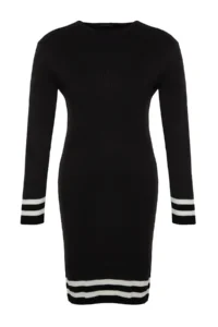 Trendyol Curve Black Stripe Detailed Ribbed Knit Dress - Image 6