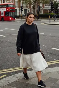 Trendyol Curve Black Thick Fleece Inside Slit Oversized/Large Cut Knitting Plus Size Sweatshirt