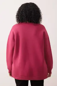 Trendyol Curve Fuchsia Thick Fleece Inside Slit Oversized/Large Cut Knitting Plus Size Sweatshirt - Image 4