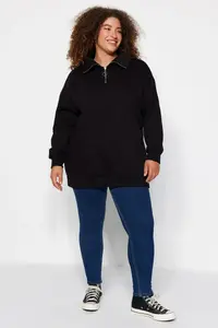 Trendyol Curve Black Thick Zippered Knitting Plus Size Sweatshirt with Fleece Inside - Image 2