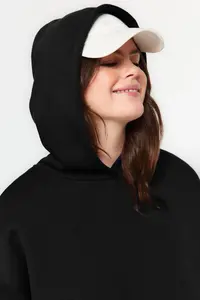 Trendyol Curve Black Embroidery Detailed Oversized/Bol Cut Knitting Plus Size Sweatshirt - Image 6
