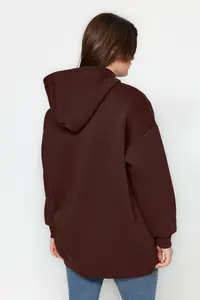 Trendyol Curve Brown Embroidery Detailed Oversized/Bol Cut Knitting Plus Size Sweatshirt - Image 4