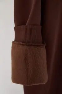 Trendyol Curve Brown Embroidery Detailed Oversized/Bol Cut Knitting Plus Size Sweatshirt - Image 7