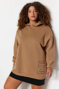Trendyol Curve Mink Embroidery Detailed Oversized/Bol Cut Knitting Plus Size Sweatshirt - Image 4
