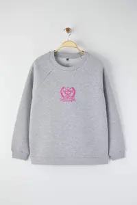Trendyol Curve Gray Melange Thick Embroidery Detailed Knitting Plus Size Sweatshirt - Image 5