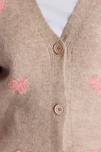 Trendyol Curve Ecru Heart Patterned Knitwear Cardigan - Image 4