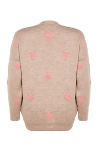 Trendyol Curve Ecru Heart Patterned Knitwear Cardigan - Image 8