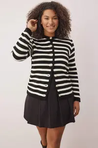Trendyol Curve Black-White Striped Jacket Look Knitwear Cardigan - Image 2