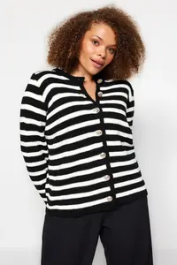Trendyol Curve Black-White Striped Jacket Look Knitwear Cardigan - Image 9