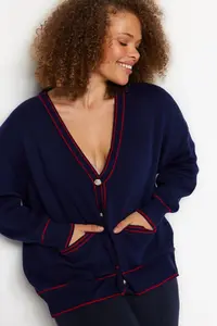Trendyol Curve Navy Blue-Red Stripe Detailed Knitwear Cardigan - Image 7