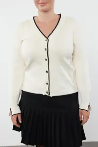 Trendyol Curve Cream Gold Button Detailed Striped Knitwear Cardigan - Image 3
