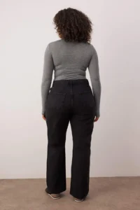 Trendyol Curve Anthracite High Waist Wide Cut plus size jeans - Image 4
