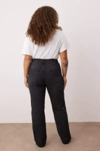 Trendyol Curve More Sustainable Black High Waist comfort/Middle Flexible Straight Fit plus size jeans - Image 4
