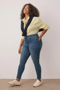 Trendyol Curve More Sustainable Navy Blue High Waist Flexible Plus Size skinny jeans - Image 2
