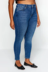 Trendyol Curve More Sustainable Navy Blue High Waist Flexible Plus Size skinny jeans - Image 9