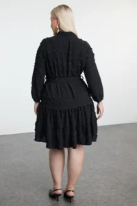 Trendyol Curve Black V-neck Balloon Sleeve Belted with pompom Weaving Mini Plus Size Dress - Image 5