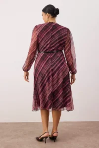 Trendyol Curve Multicolored Arched A Cut Midi Double breasted Yaka Patterned Siphon Weaving Dress - Image 4