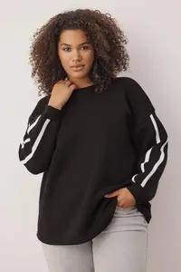 Trendyol Curve Black Stripe Detailed Oversized/Large Cut Thin Knitting Sweatshirt - Image 2