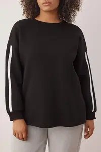Trendyol Curve Black Stripe Detailed Oversized/Large Cut Thin Knitting Sweatshirt - Image 3