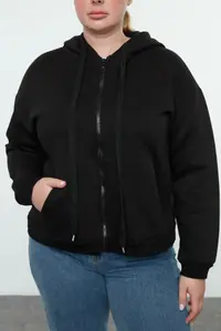 Trendyol Curve Black Hooded With Fleece Inside and Zippered Front Plus Size Knitting Sweatshirt - Image 3