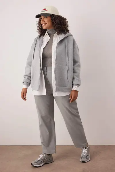 Trendyol Curve Gray Melange KHooded With Fleece Inside and Zippered Front Plus Size Knitting Sweatshirt