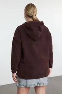 Trendyol Curve Brown Thick Fleece Hooded and Zippered Oversized Knitting Plus Size Sweatshirt - Image 5
