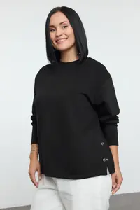 Trendyol Curve Black Snap Snap Button Detailed Regular/Normal Pattern Knitting Plus Size Sweatshirt